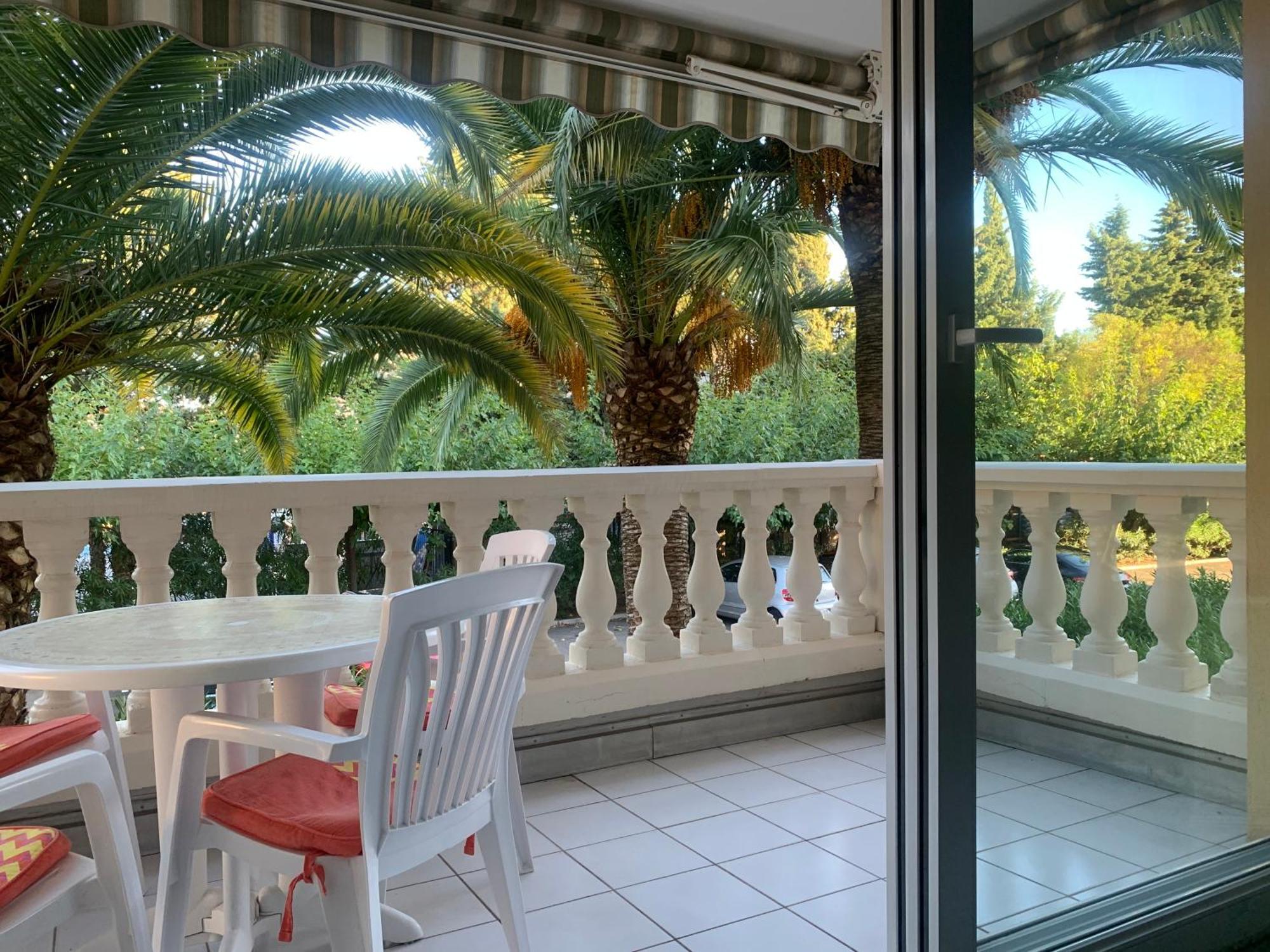 Le Tropical Apartamento Fréjus Exterior foto